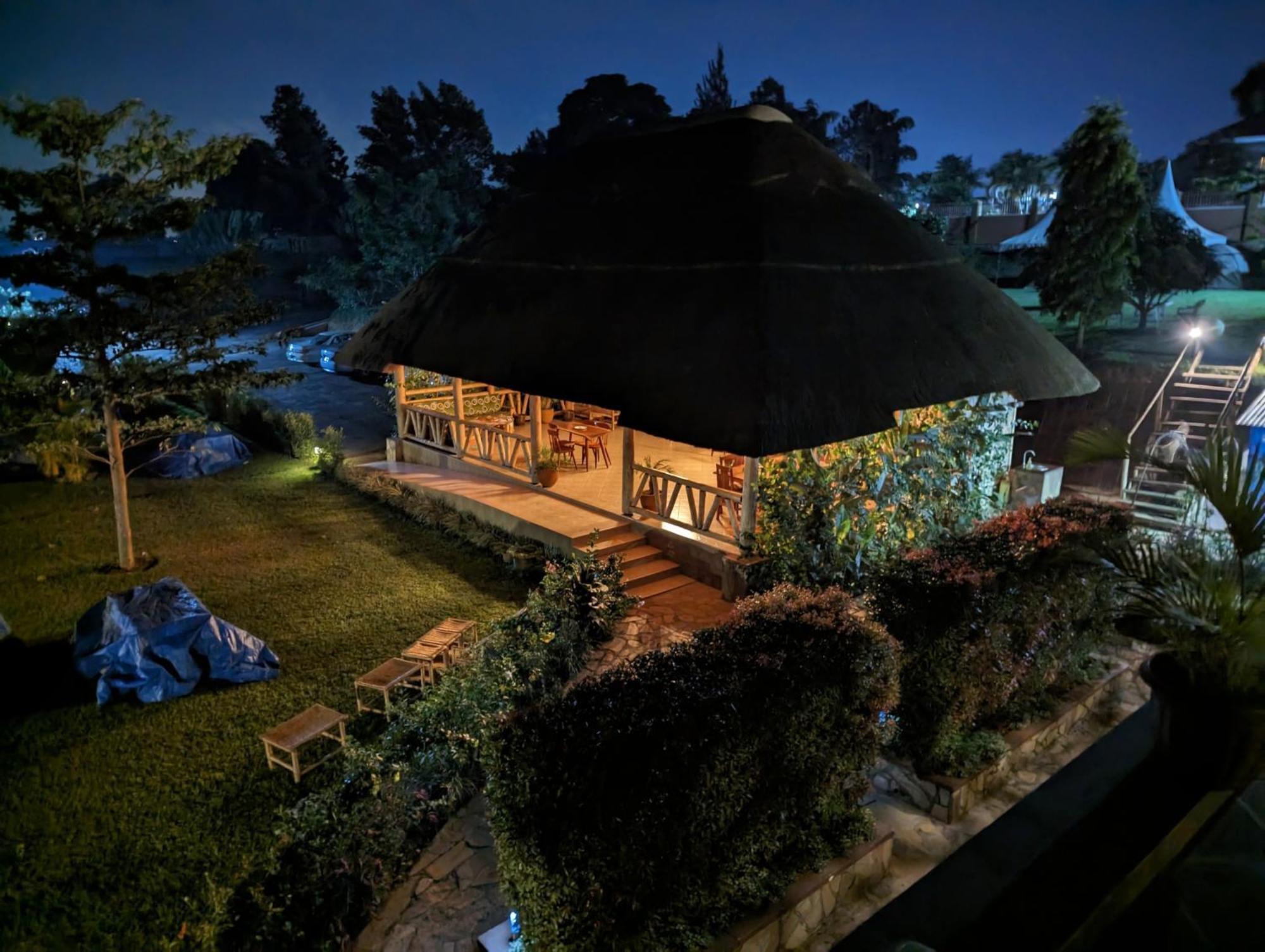 Oslo Gardens Bed & Breakfast Entebbe Exterior photo