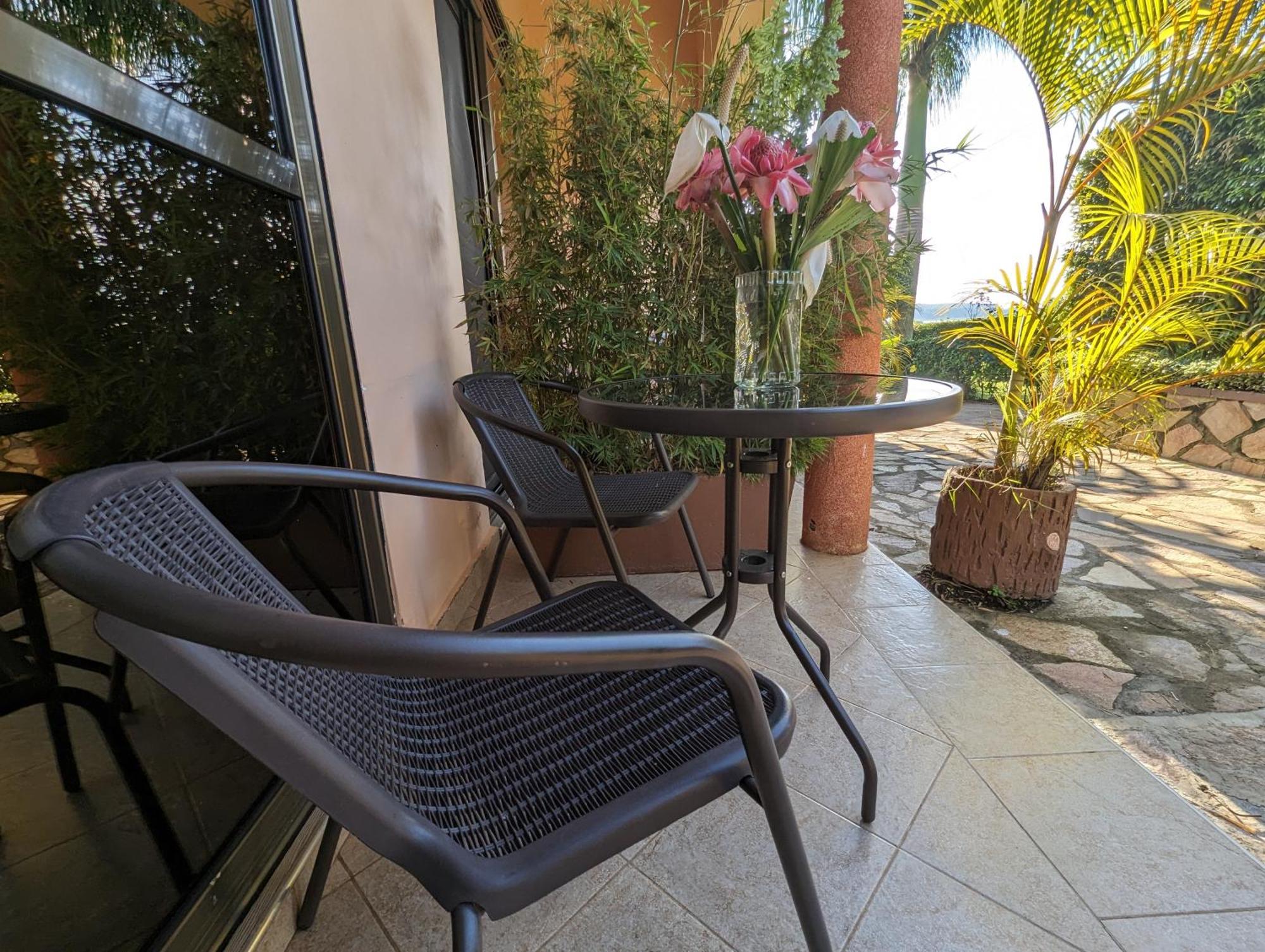 Oslo Gardens Bed & Breakfast Entebbe Exterior photo